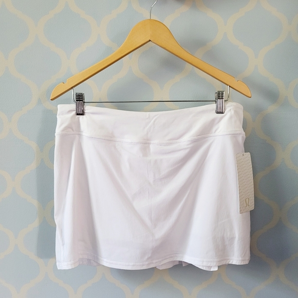NWT Lululemon Pace Setter Skirt (Tall) Size 10 White 2014 - Picture 2 of 4